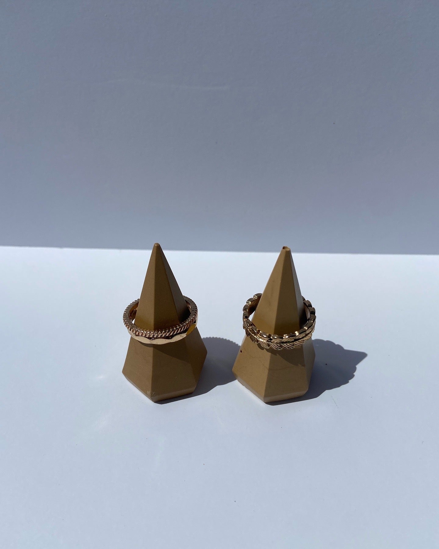 Lila Hex Ring Holder