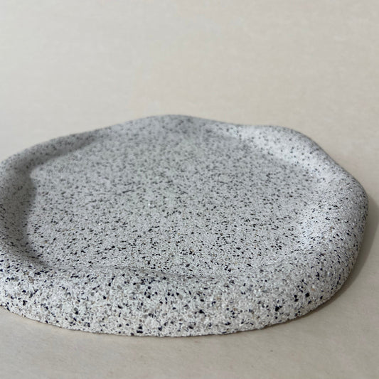 Cloud Tray Round - Speckled Stone