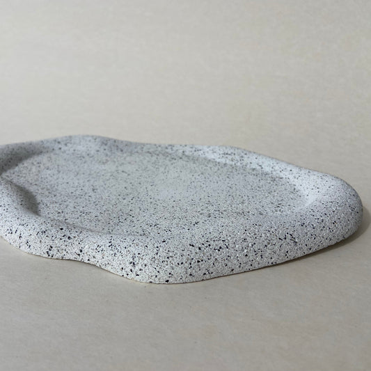 Cloud Tray Oval - Speckled Stone